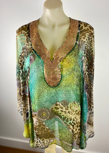 Brand:  Ameise Circa: 2015 Style: Short Kaftan top Preloved: yes Colour: multi /green/gold Fabric: 100% silk