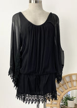 Load image into Gallery viewer, Fahrenheit Vintage Lace beach top
