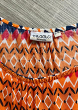 Load image into Gallery viewer, Brand: Bilgola Circa: 2015 Style: relaxed beach dress, with tie waist, split bell sleeves, knee length, beaded neckline Lined: no Preloved: yes Colour: multi/print - orange/navy Fabric: 100% Rayon Hand wash only Size S/M (Aus)
